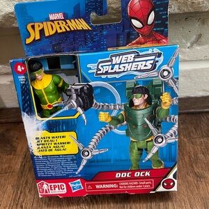 Spider-Man Web Splashers Doc Ock Action Figure Water Blaster